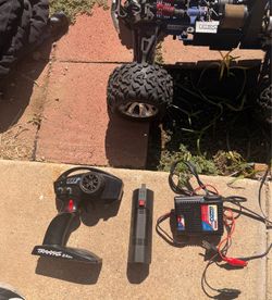 Traxxas revo 3.3