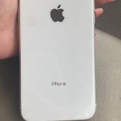 White Iphone XR