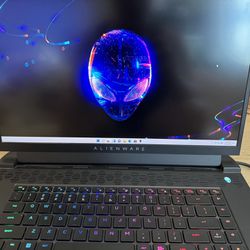 Alienware gaming laptop pc 360hz ryzen 9 6900hx 32gb ram 6850mxt 1tb ssd  6850mxt is better than 3080ti and 4070.  17.3inch 1080p 360hz  come with box