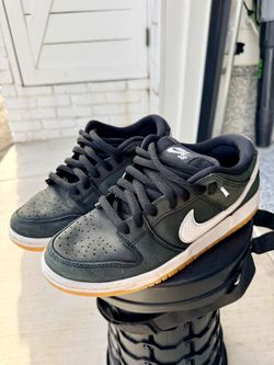 Nike SB Dunk Low Pro