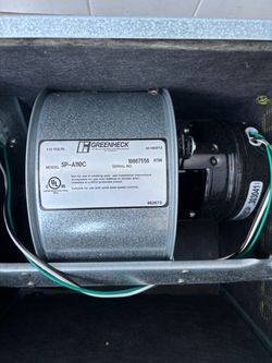 3 Greenheck New ventilators SP-A 110C 60 hert $80 each