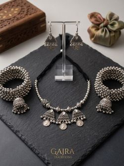 Traditions Silver Oxidized Jewelry Set