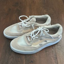 Men’s Vans Size 12