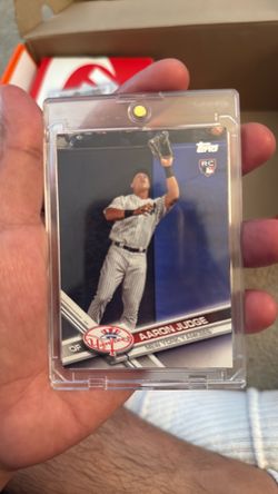 TOPPS AARON JUDGE - ROOKIE CARD -