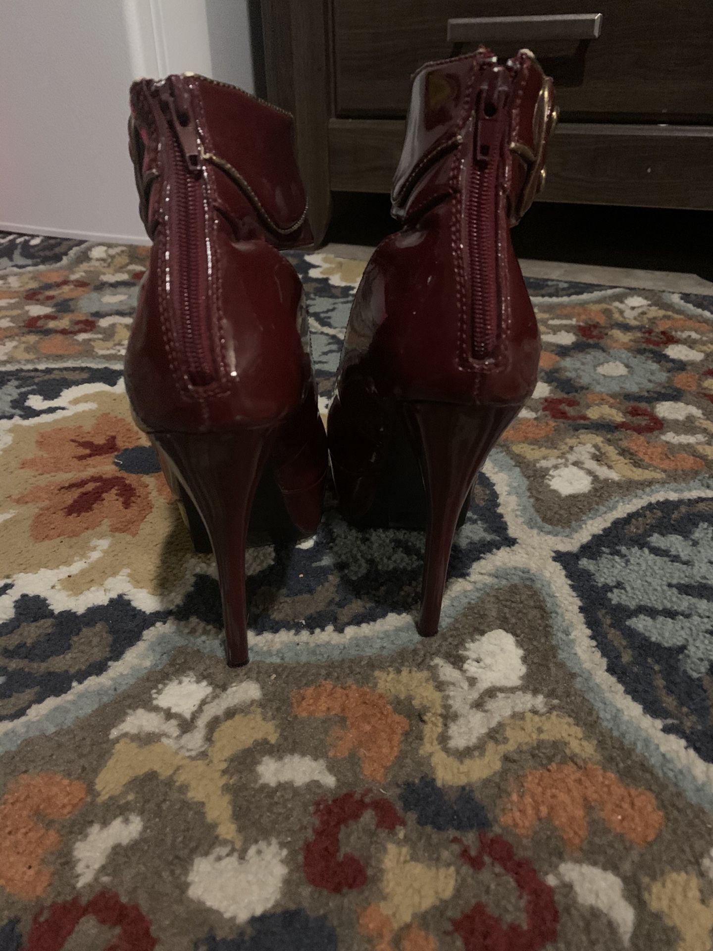 Charlotte Russe burgundy size 6 heels