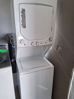 Frigidaire electric stackable washer and dryer 220 volts