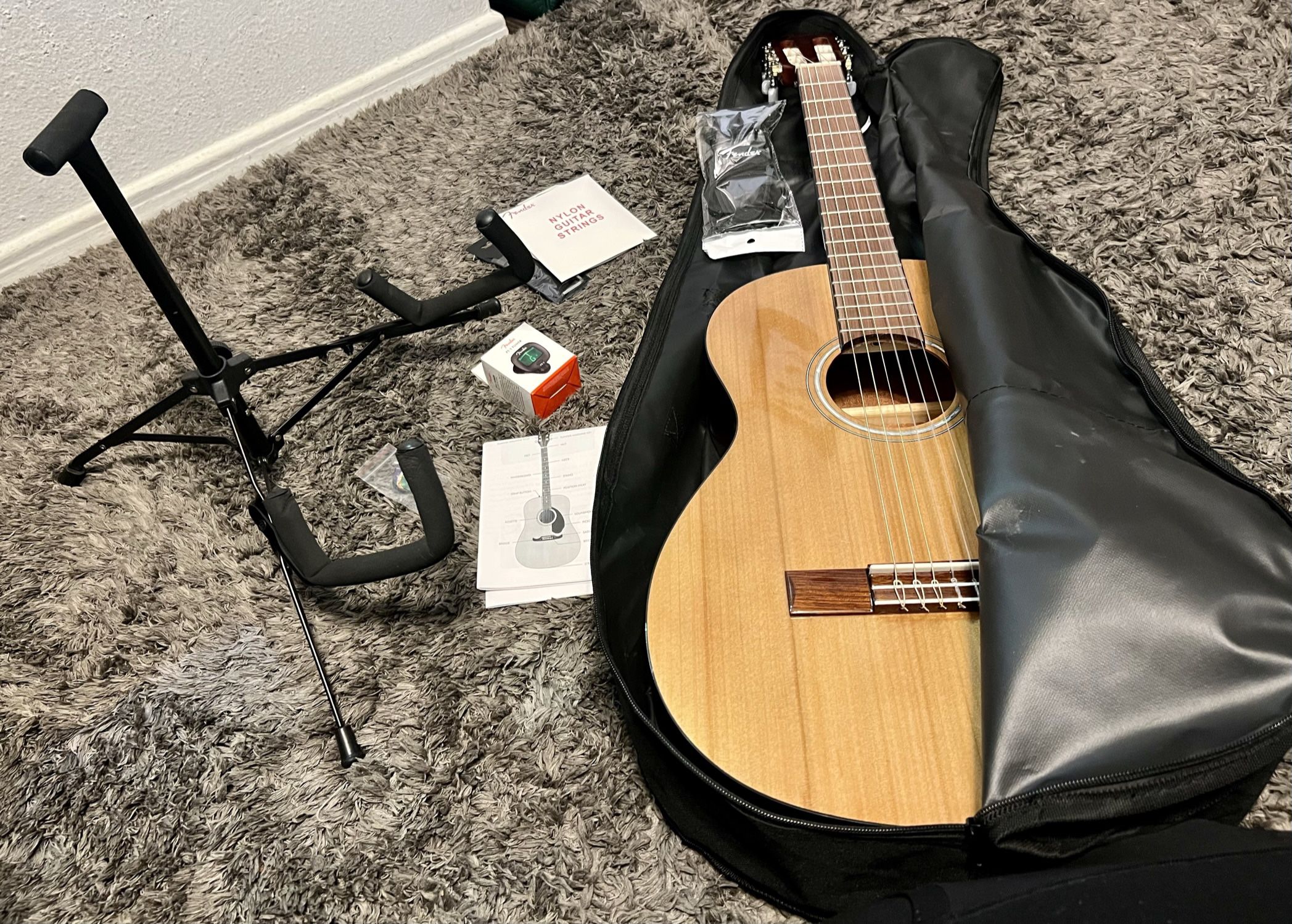 Fender Acoustic Guitar Starter Pack