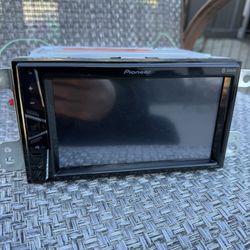 Pioneer Stereo/display Unit 