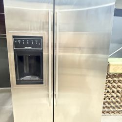 Fisher&Paykel Refrigerator 
