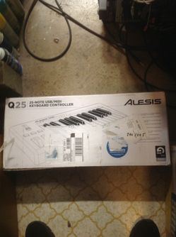 Alesis Q25 USB/midi Keyboard Controller