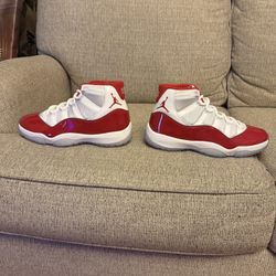 Air Jordan Retro Cherry 11 Size 11