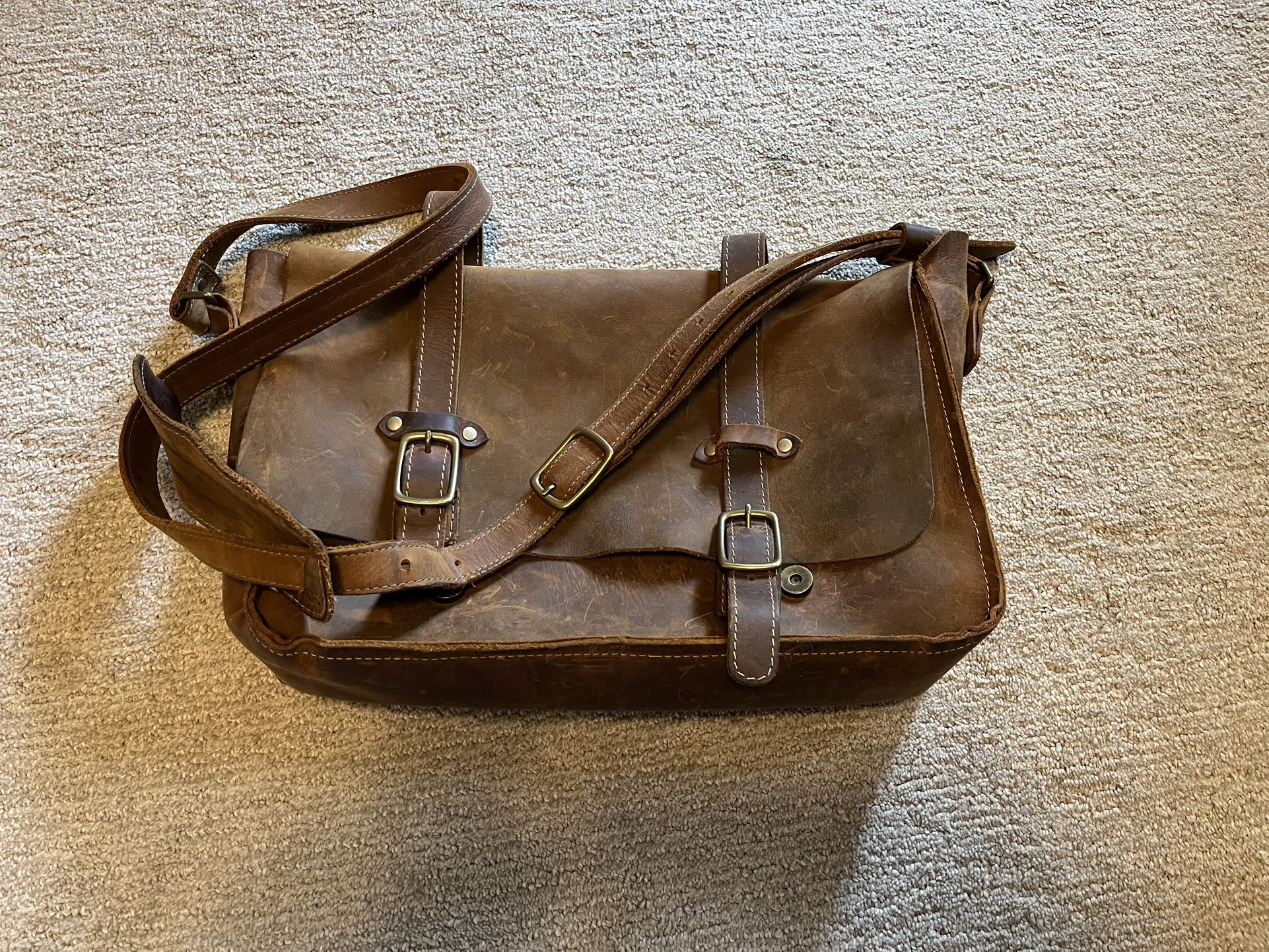 Leather Saddle-style Bag