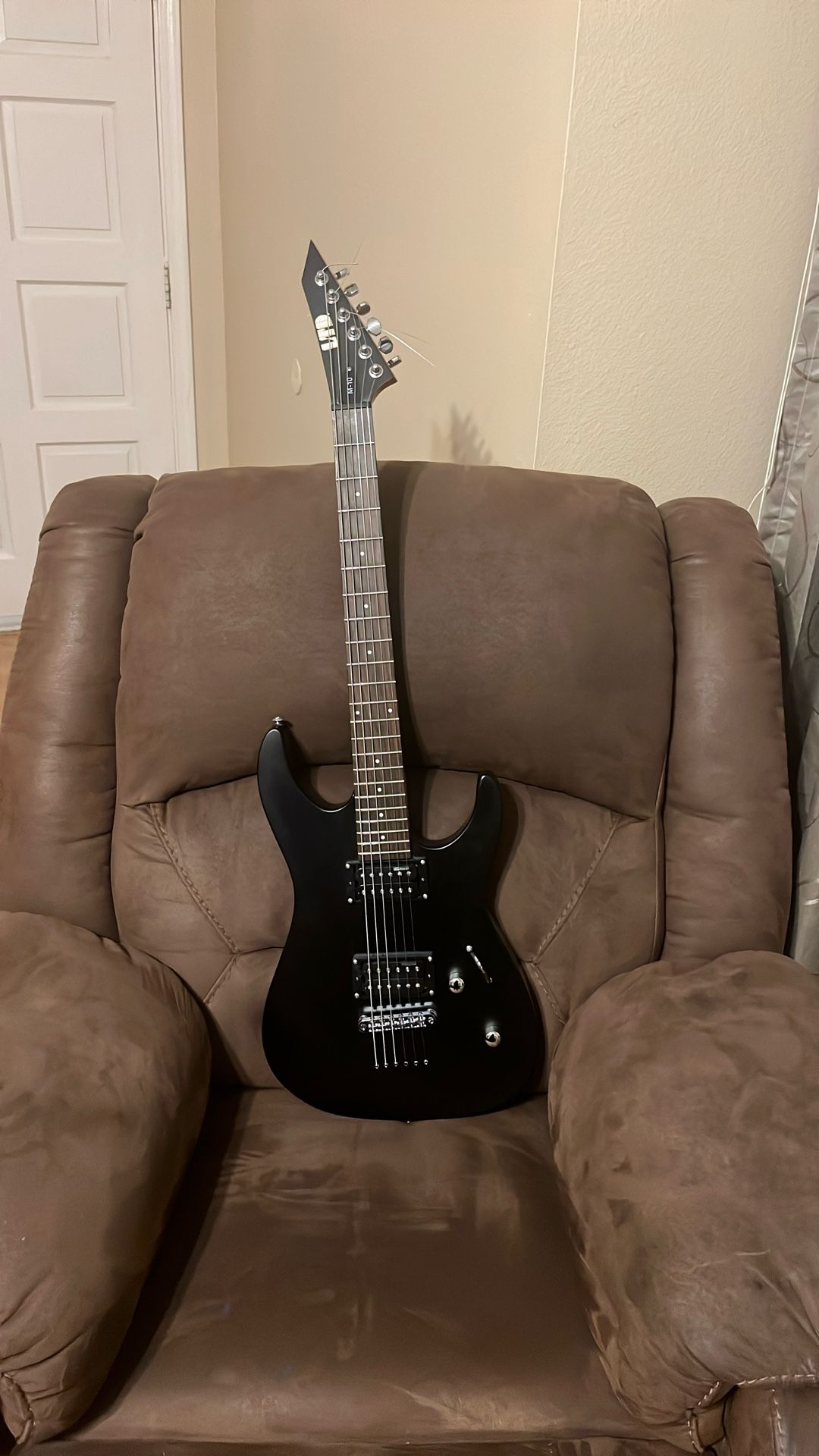Guitar (electric)
