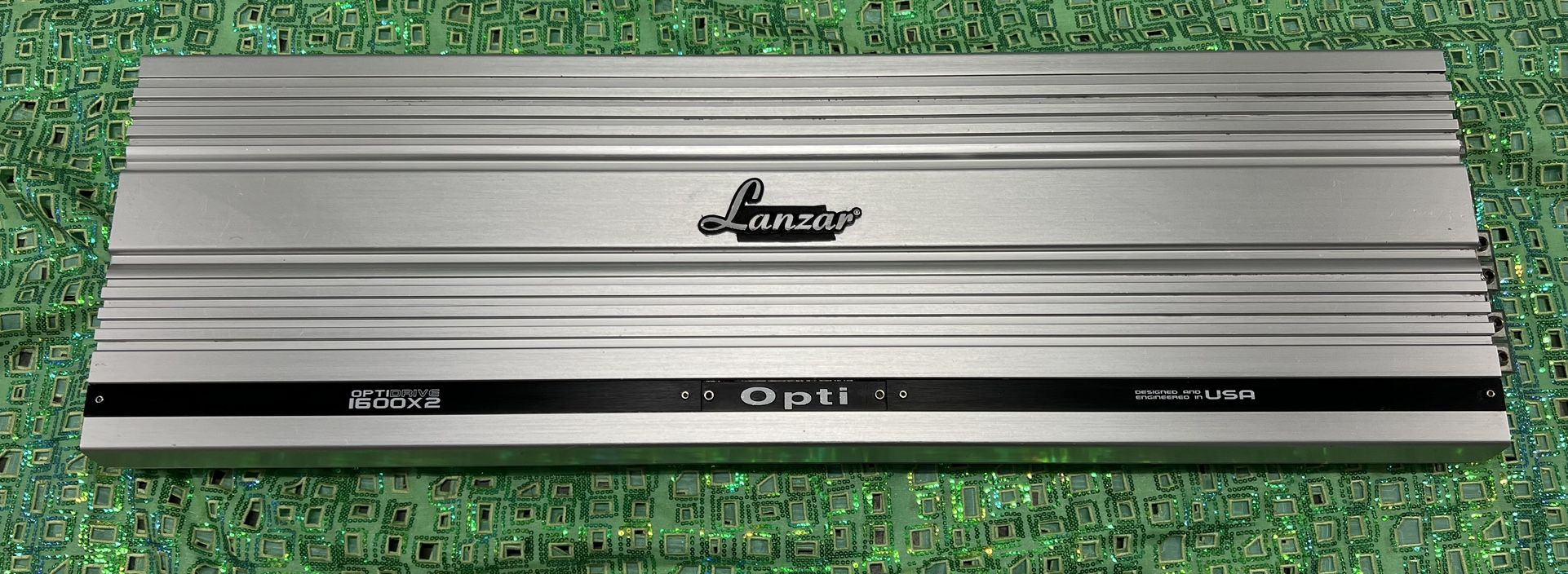 LANZAR OPTIDRIVE 1600X2 AMPLIFIER