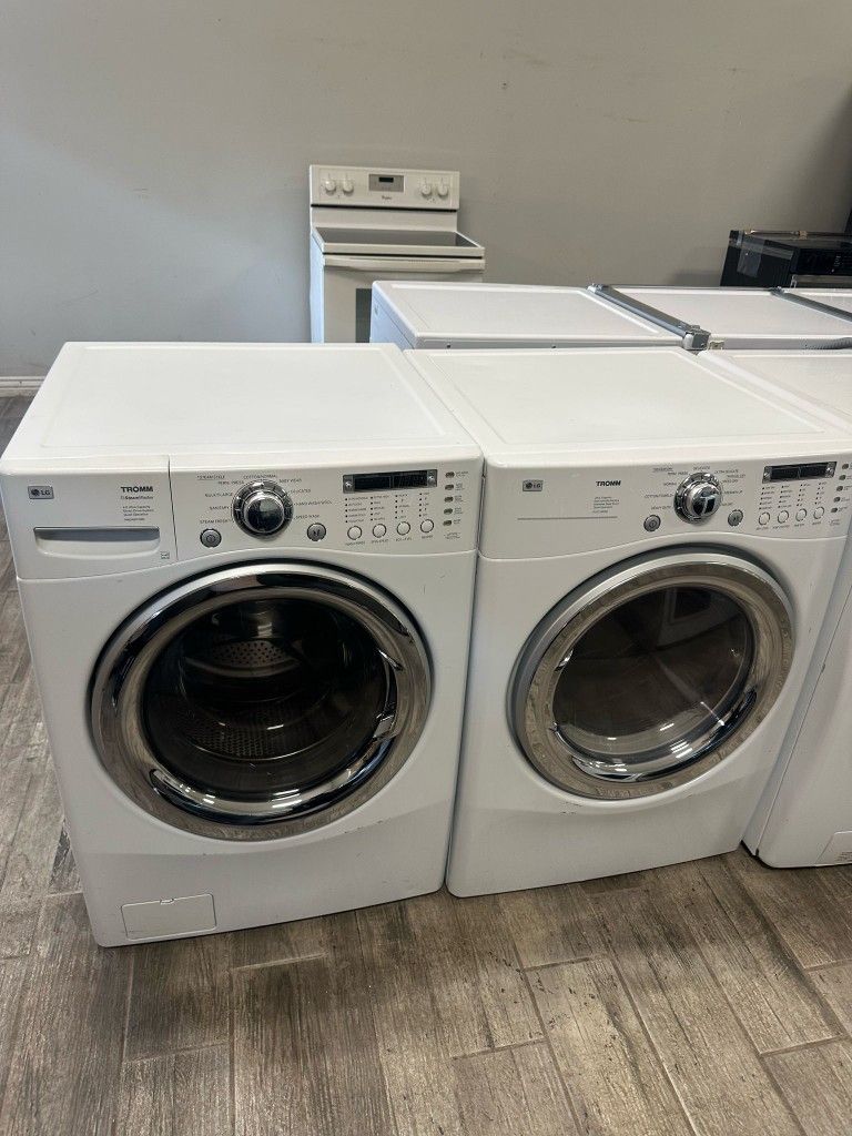 LG washer and dryer set electric