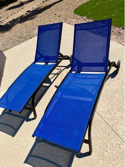 Long Reclining Chaise Lounge with Wheels