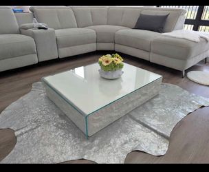 Retro style stretch modern coffee table