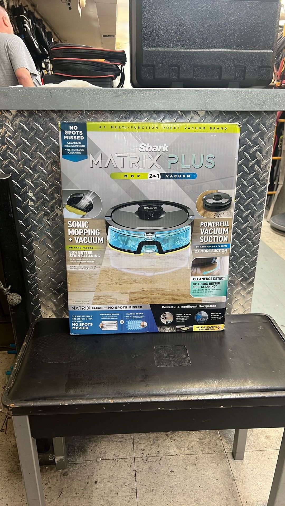 Shark Matrix Plus 2 In 1 Robot Mop Vacuum