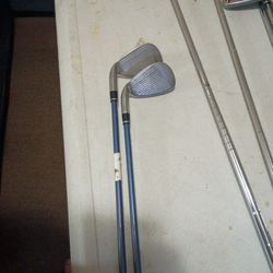 Golden Collector Clubs ×2 