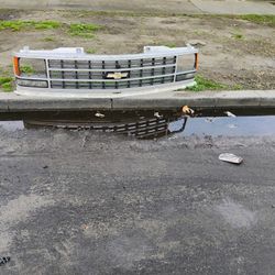 1(contact info removed) Chevy Truck Or Suv  Grill