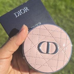 Dior Makeup Cushion Foundation Brand New AMAZING , MRSP $75
