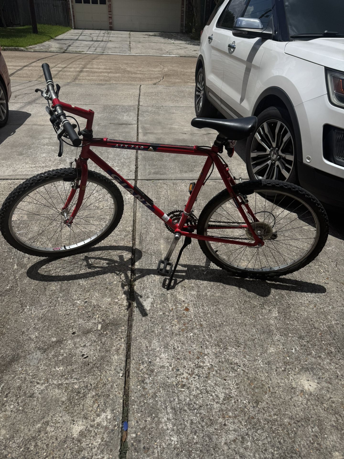 Giant ATX 760 bike