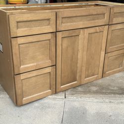 Bathroom vanity 54”