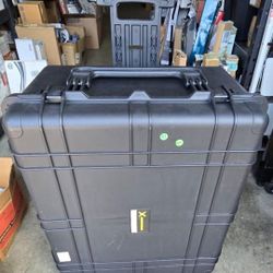 Jianhuoxing JHX-1690 Rolling Hard Case With Handle 7 Latches 33.4x28.4x17.6 Great For Guns, Pistols, Cameras And Computers