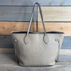 Louis Vuitton fashion items