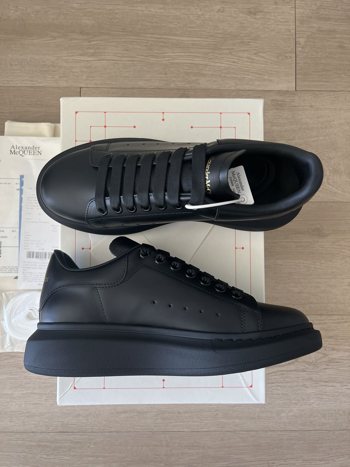 Alexander McQueen All Black