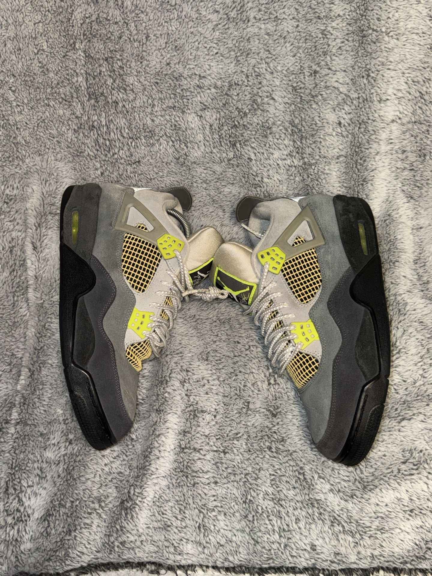 Jordan 4 Retro- SE 95 Neon