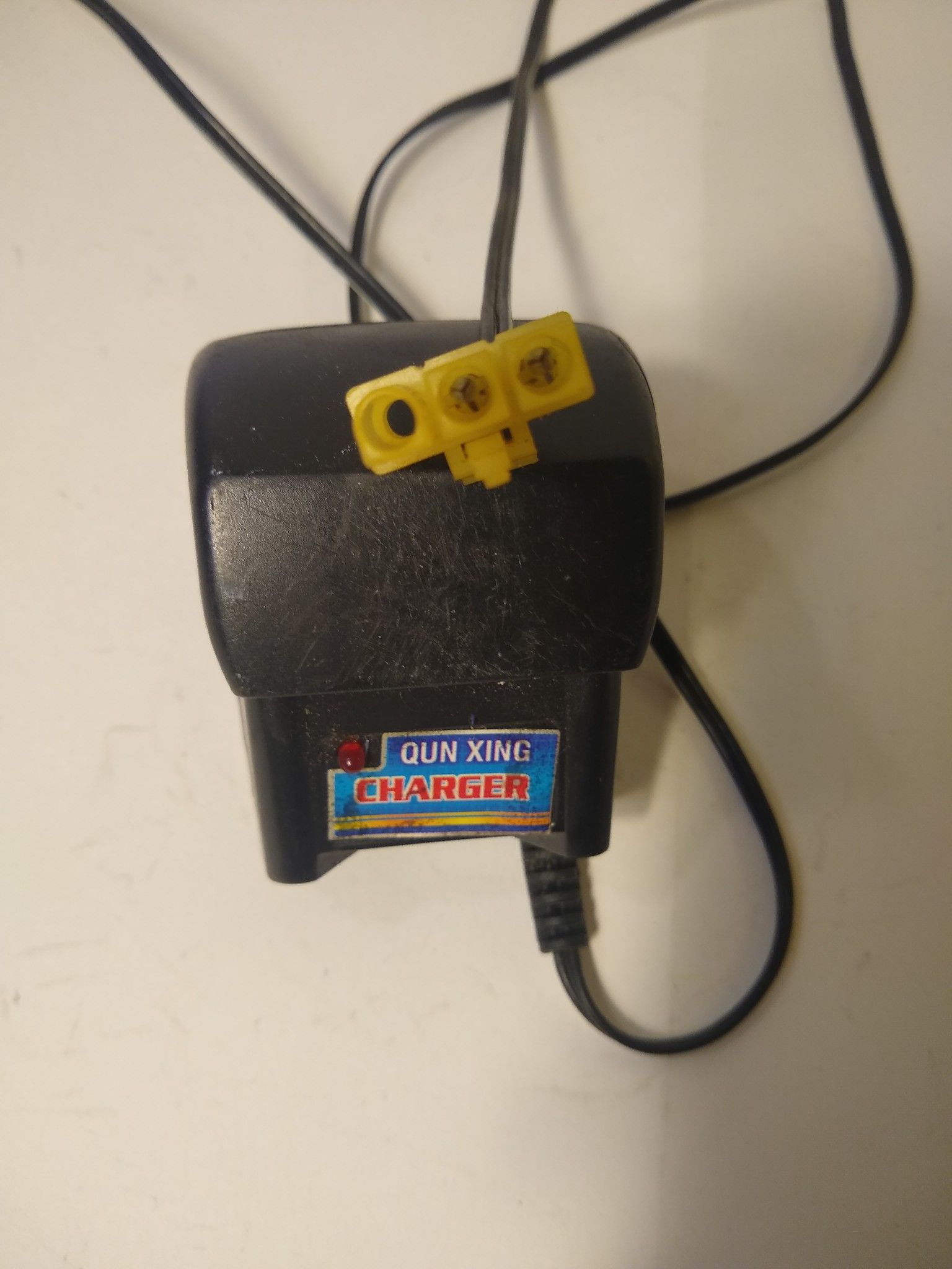 Qun xing charger