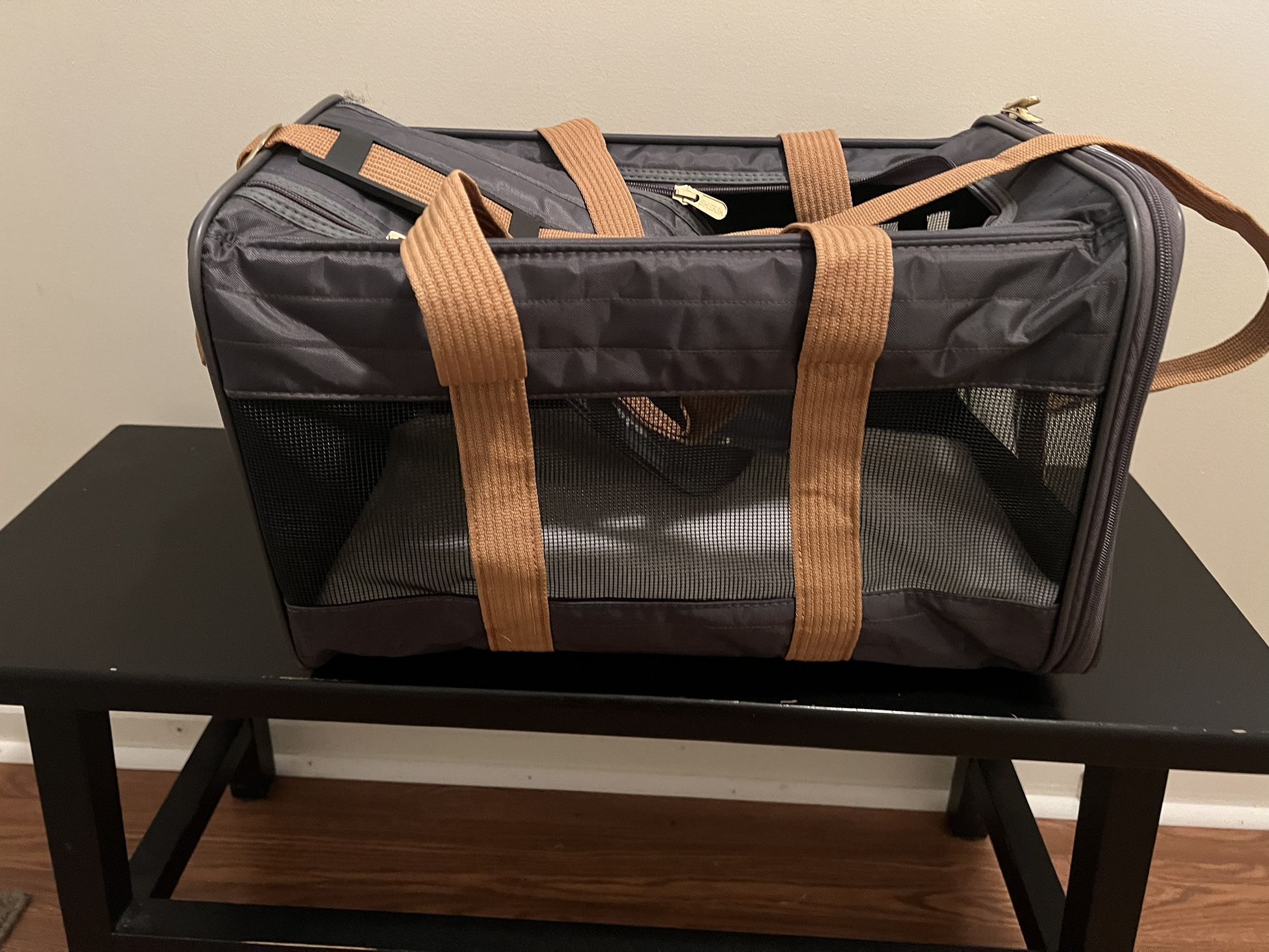 Large Sherpa Pet Carrier