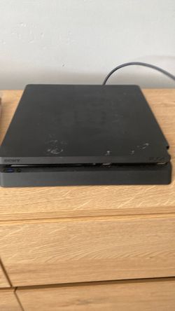 PS4 has a little crack on the right side, but works perfectly fine I can do 150