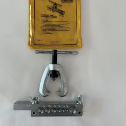 Fuller Tool Co., Inc. VTG Fuller Flaring Tool w Screw Yoke for Sft Copper Alum & Brass Tubing No.2