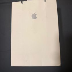 iPhone 17 pro Max silver