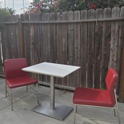 High End Dining Set