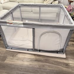 50x50 Playpen With 2 Pads