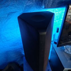 Samsung Bluetooth Speaker 450$