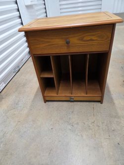 Record Player Stand