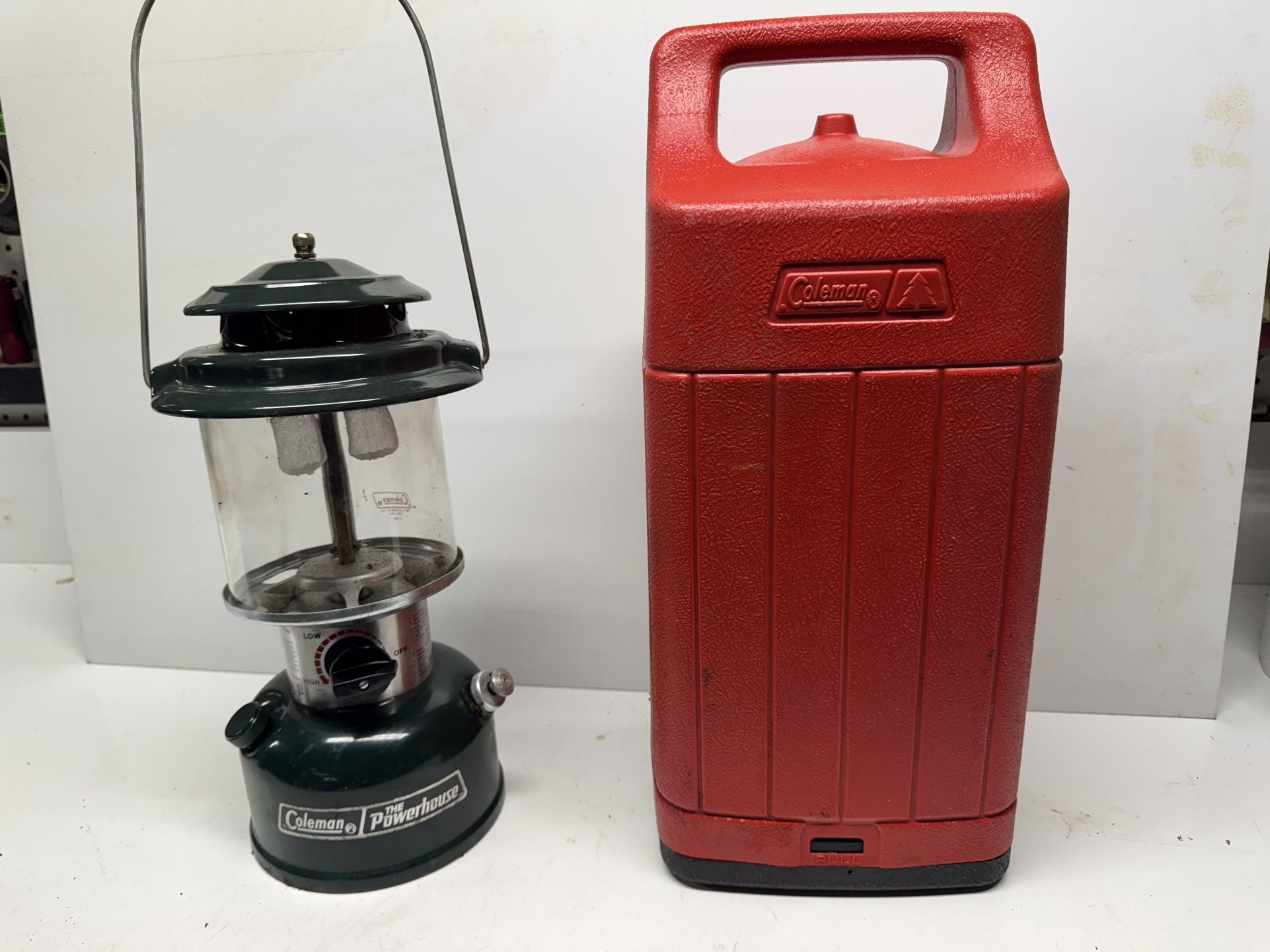 Coleman Powerhouse Lantern Model 290 With Case Nice. Must Pick Up