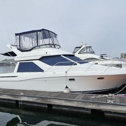 1999 Avanti Bayliner Avanti