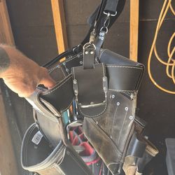 Leather AWP tool bag with suspenders