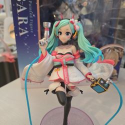 HATSUNE  MIKU 