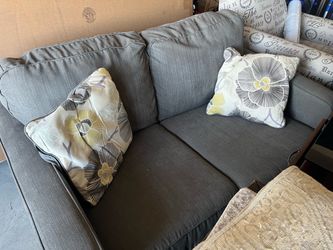 Love seat
