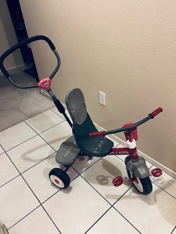 Radio Flyer Toddler Tricycle With Push Bar  (Removable )