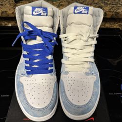 Jordan 1 Hyper Royal 