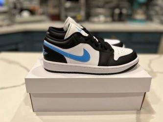 Air Jordan 1 Low Black University Blue