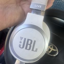 Brand new job live headphones