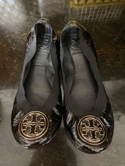 Tory flat ahutentic. Size6.5